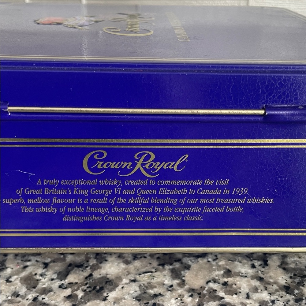Vintage Crown Royal Blue Tin Box - 90s - Picture 8 of 16